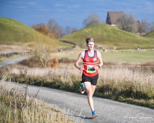 Höstkänsla och löparglädje på Uppsala maraton och halvmaraton 2024