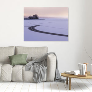 Lofsdalen – Isformationer på sjön Lofssjön | Canvas