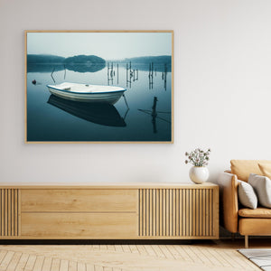Båt i morgondimma – Stensjön, Mölndal | Canvas