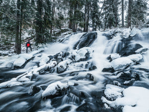 Vintervattenfall vid Tvärån – Härryda kommun | Fine Art Print