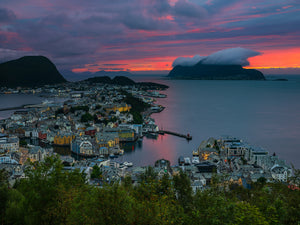 Solnedgång över Ålesund - CANVAS