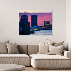 Clarion Hotel Draken vid Göta älv – kväll i Göteborg | Canvas