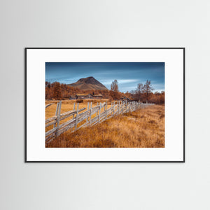 Storkläppvallen och Mittåkläppen i höstfärger – Härjedalen | Fine Art Print