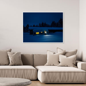 Vinternatt i Storsätern – Husvagn i snölandskap | Canvas
