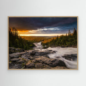 Gyllene kväll vid Handölsforsen - CANVAS