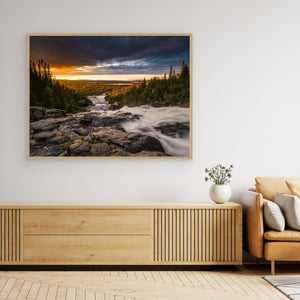 Gyllene kväll vid Handölsforsen - CANVAS