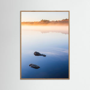 Rådasjön i Dimma – Minimalistisk Natur | Fine Art Print