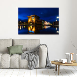 Göteborgs Fiskauktion i kvällsljus – Fiskhamnen | Canvas