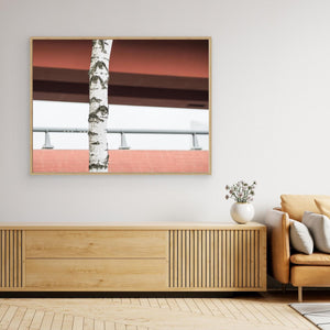 Göteborg – björkstam framför Röde orm i Gamlestaden | Canvas