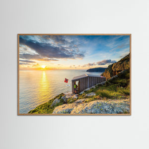 Solnedgång vid Dosabu stormjakthytte – Bremangerlandet, Norge | Fine Art Print