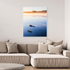 Rådasjön i Dimma – Minimalistisk Natur | Canvas