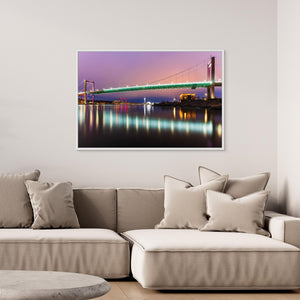 Älvsborgsbron i kvällsljus – Göteborgs hamninlopp | Canvas