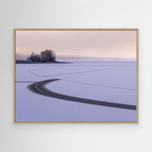 Lofsdalen – Isformationer på sjön Lofssjön | Canvas