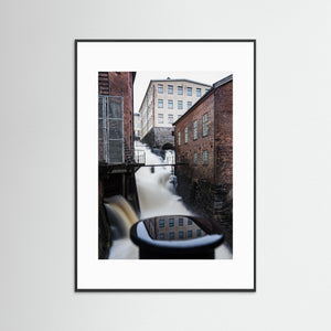 Mölndalsfallen i Kvarnbyn – Historiskt vattenfall i Mölndal | Fine Art Print