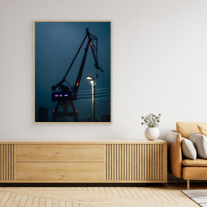 Kran 11 Götaverken Göteborg – Industriellt Motiv i Skymning | Canvas