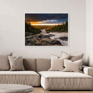 Gyllene kväll vid Handölsforsen - CANVAS