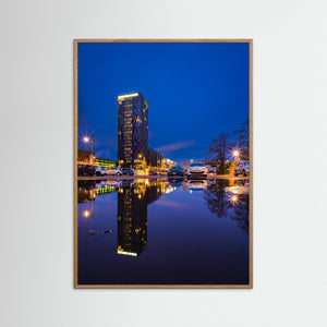 Quality Hotel The Weaver i Mölndal – Kvällsreflektion | Fine Art Print