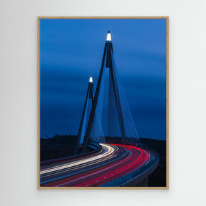 Uddevallabron Uddevalla – Ljusspår över E6 i Skymning | Canvas