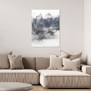 Trollväggen i dimma - CANVAS