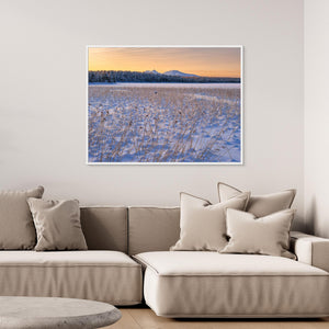 Vinter vid Drevsjøen – Rendalssølen i bakgrunden | Canvas