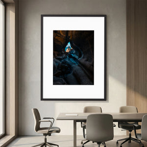 Munkkyrkan – Ljuset bortom klipporna | Fine Art Print