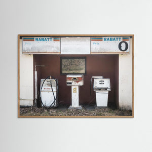 Övergiven bensinstation i Hillared | Fine Art Print från Svenljunga
