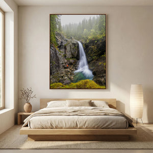 I regnets skugga – Trøymsånefossen, Hemsedal | Canvas
