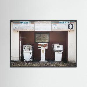 Övergiven bensinstation i Hillared | Fine Art Print från Svenljunga