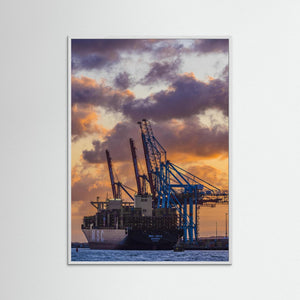 MSC ADYA i Skandiahamnen, Göteborg | Fine Art Print vid solnedgång