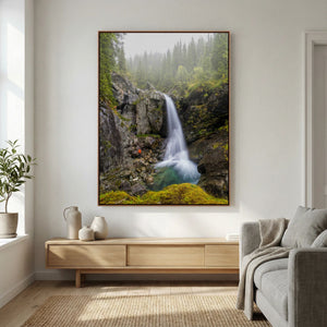 I regnets skugga – Trøymsånefossen, Hemsedal | Canvas