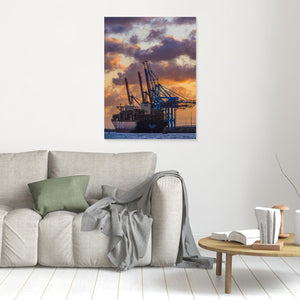 MSC ADYA i Skandiahamnen, Göteborg | Canvas vid solnedgång