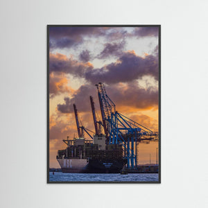 MSC ADYA i Skandiahamnen, Göteborg | Fine Art Print vid solnedgång