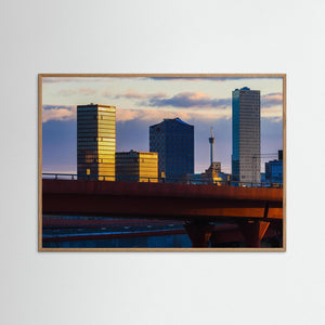 Göteborg skyline i kvällsljus – Gårda och Röde Orm | Fine Art Print