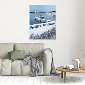 Vintrig pir vid Brottkärr – Göteborg | Canvas