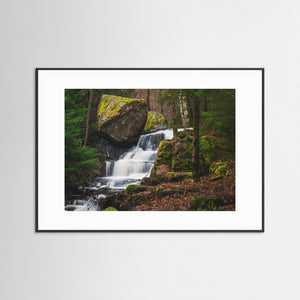 Vattenfall i Bråtaskogens naturreservat Härryda | Fine Art Print