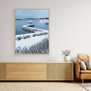 Vintrig pir vid Brottkärr – Göteborg | Canvas