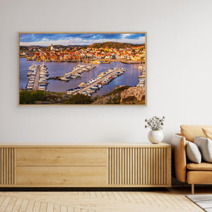 Småbåtshamnen i Skärhamn – Bohusläns kust | Canvas