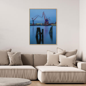 Blå timmen över varvskranarna - CANVAS