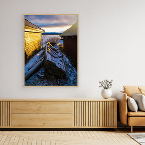 Upplagd träbåt vid Ånnsjön i Jämtland – fjällmotiv | Canvas