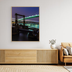 Älvsborgsbron och färjetrafik vid Färjenäs – Göteborg | Canvas