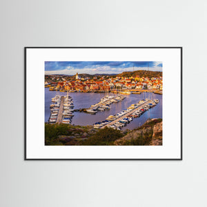 Småbåtshamnen i Skärhamn – Bohusläns kust | Fine Art Print