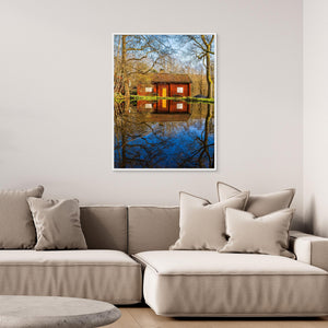 Spegelbild vid Hökälla säteri - CANVAS